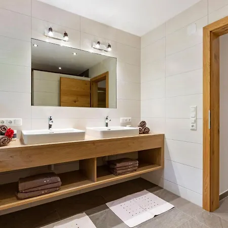 Luxurious In Salzburg With Ski Boot Heaters * Saalbach-Hinterglemm